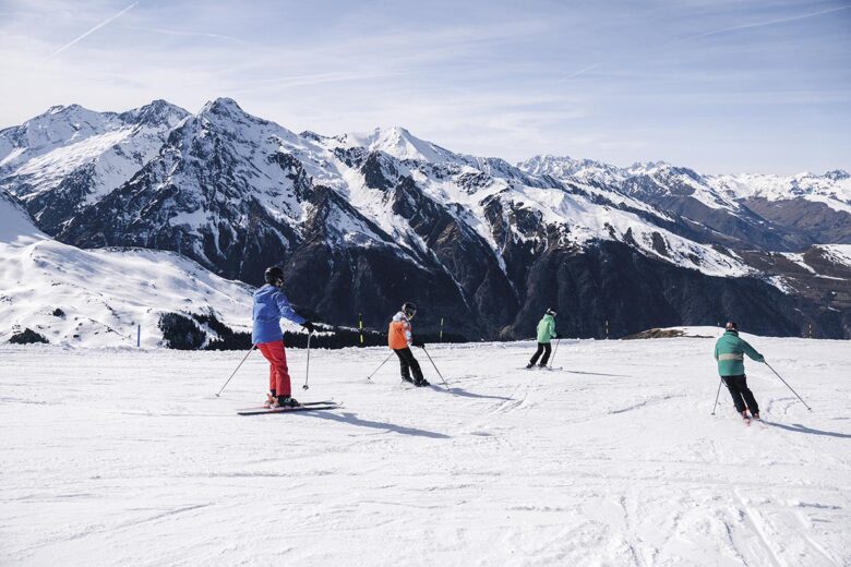 P8 271 Compagnie pyrenees 08