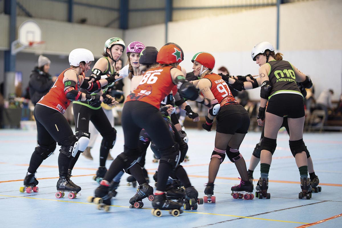 P08 275 Roller Derby 01