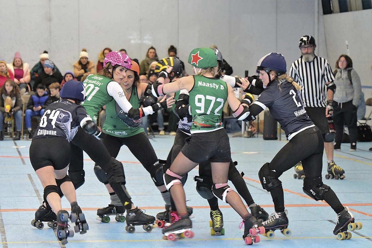 P08 275 Roller Derby 03