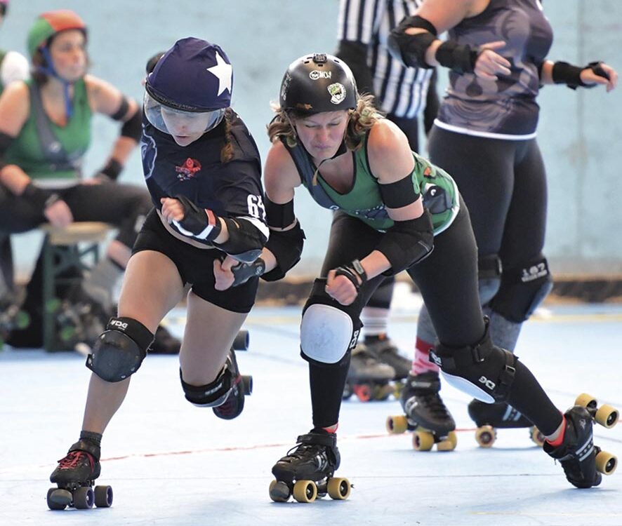 VIGNETTE 03 P08 275 Roller Derby