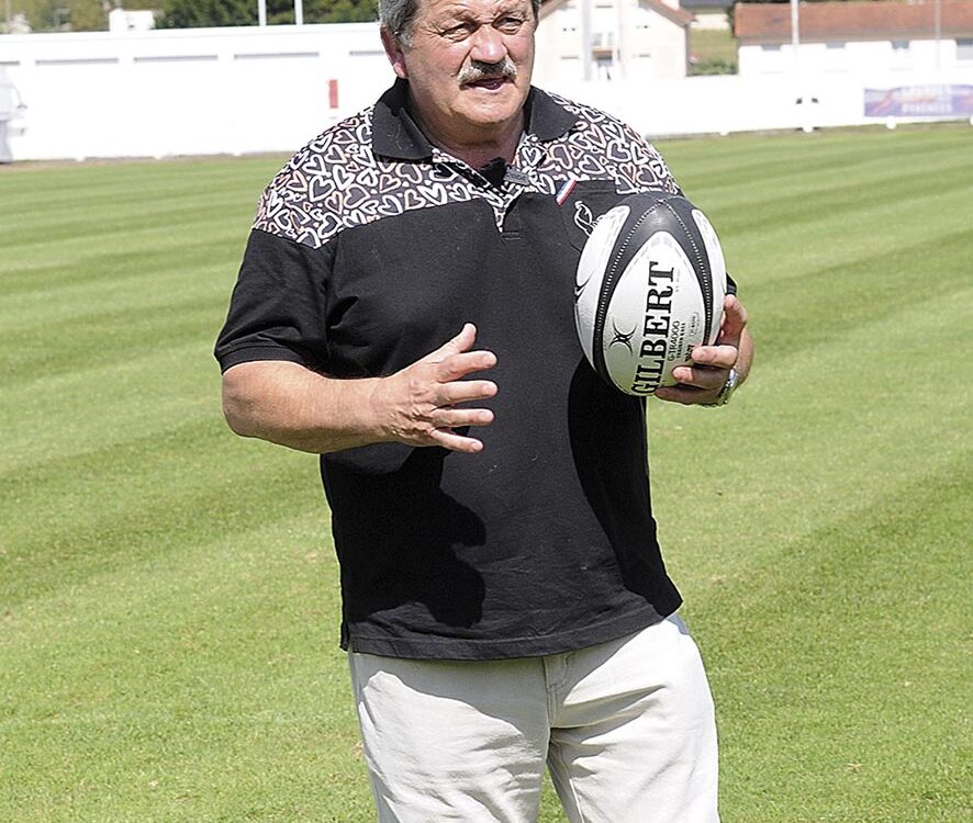 VIGNETTE 02 P08 289 PARLONS RUGBY