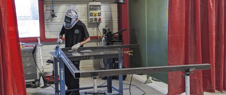 P08 291 ACADEMIE INDUSTRIELLE TETE ARTICLE
