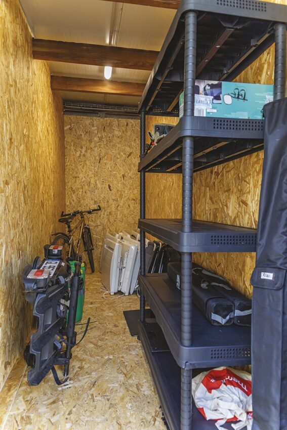 P16 297 COREBOX 03