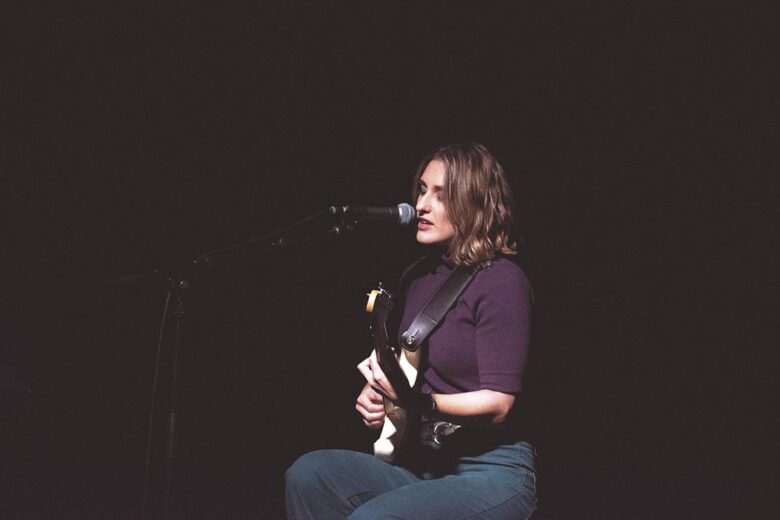 P12 307 NALIE 02