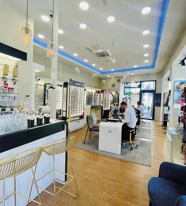 P24 332 OPTIC 2000 02