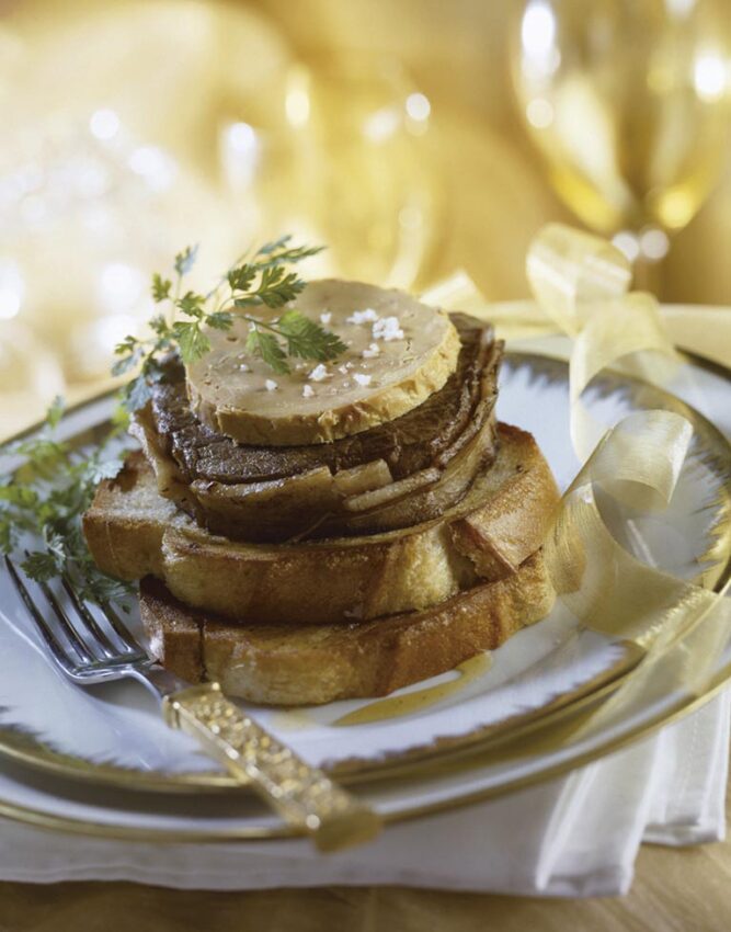 P44 332 A SAVOURER 01