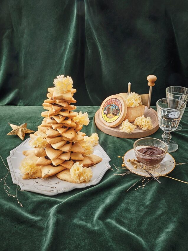 P44 332 A SAVOURER 02